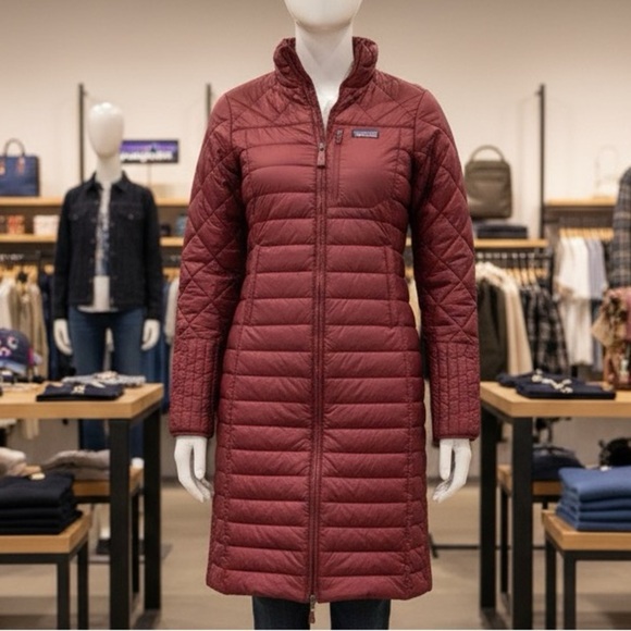 Patagonia Jackets & Blazers - New with tag Patagonia women’s parka puffer jacket size S Slim fit